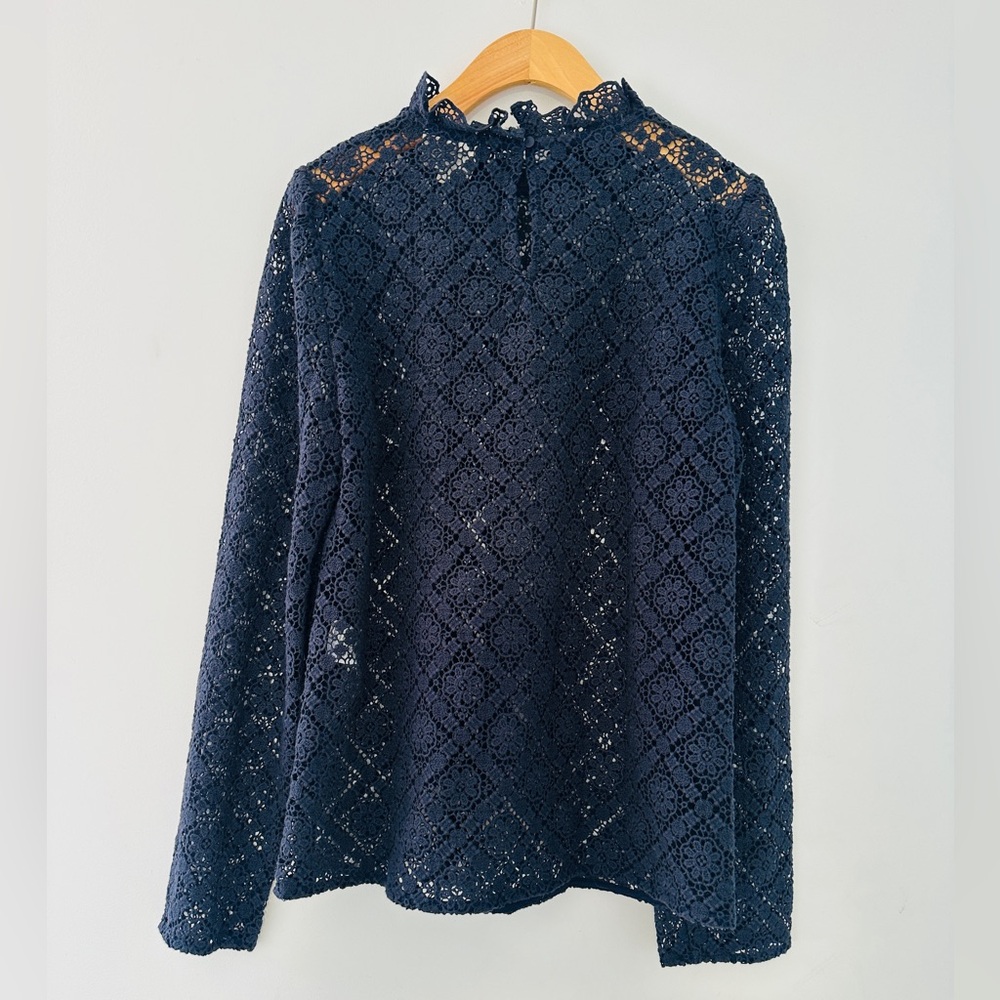 NWT Sezane Eglantine Guipure Blouse in Navy - Picture 6 of 12
